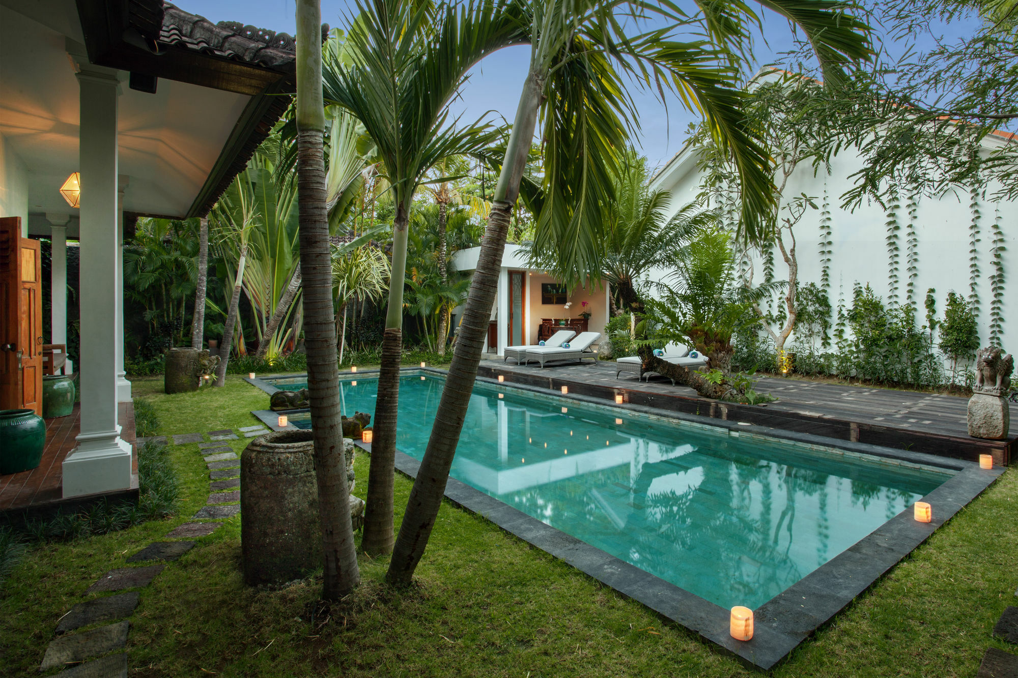 Wisma tamu & Vespa 3 Seminyak (Bali)